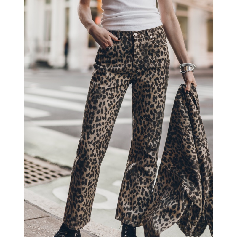 The Leo Cropped Straight Jeans