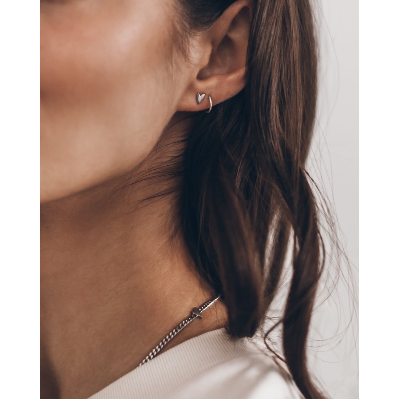 The Heart Stud Earrings|One Size