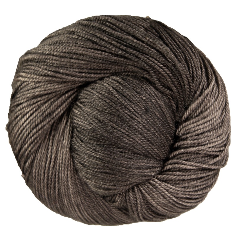 Madelinetosh Pashmina Yarn – Horror Hostess