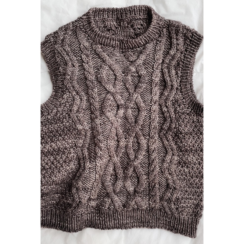 Madelinetosh Tosh Patterns – Clara Cables Vest – PDF Download