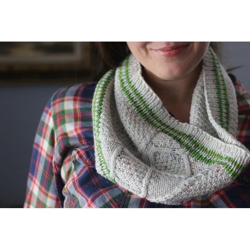 Madelinetosh Tosh Patterns – Folklore Cowl – PDF Download