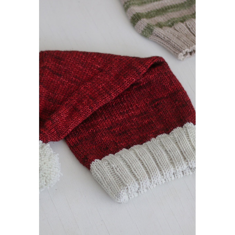 Madelinetosh Tosh Patterns – Santa Hat – PDF Download