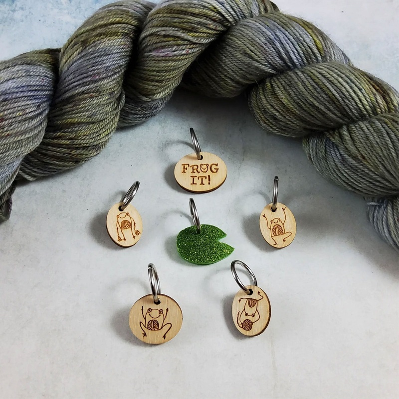 Katrinkles Stitch Markers – Frog Stitch Marker Set
