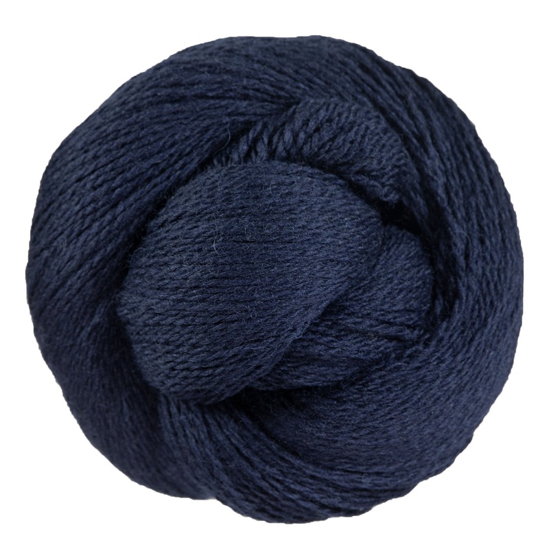 Cascade 220 Fingering Yarn – 8393 Navy