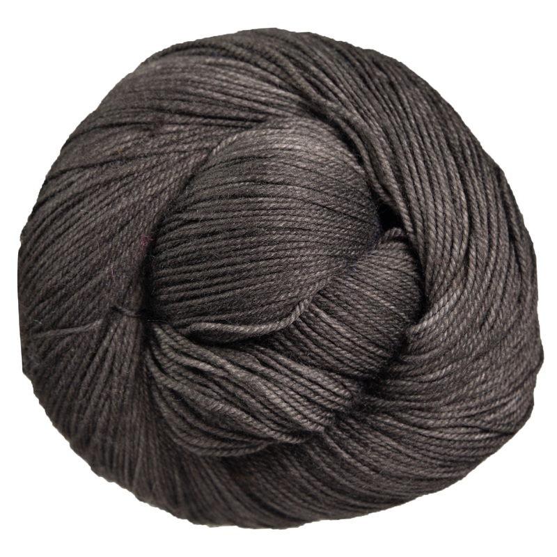 Madelinetosh Twist Light Yarn – Horror Hostess