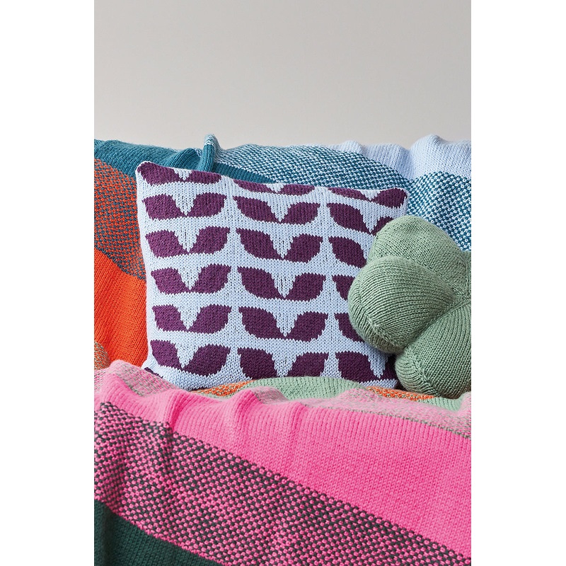 Rowan Daydreamer Collection Patterns – Eden Cushion – PDF Download