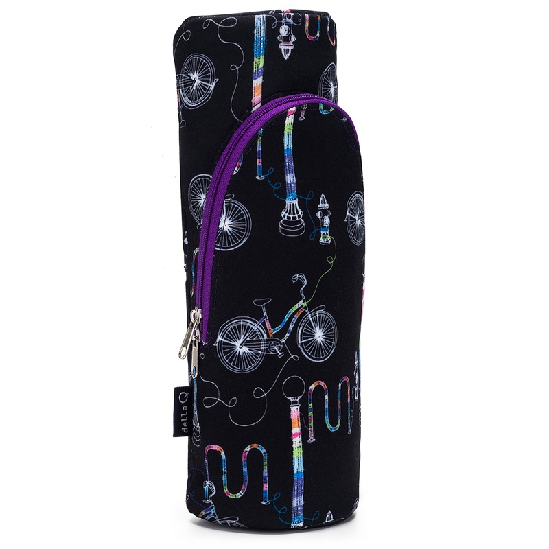 della Q Standing Needle Case – 600 – Fabric Print Collection – Yarn Bombing