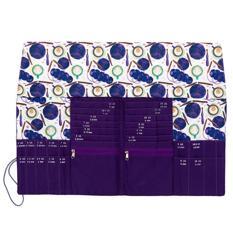 della Q DPN + Circular Case – 1136-1 – Fabric Print Collection – Coffee and Yarn Purple