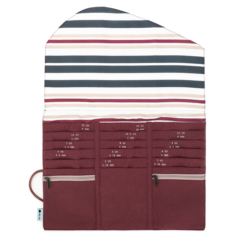 della Q Tri-Fold Circular Needle Case – 1145 – *Linen – Wine