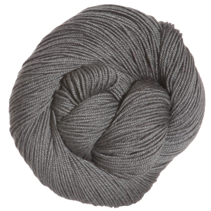 HiKoo Sueno Yarn – 1110 – Grey