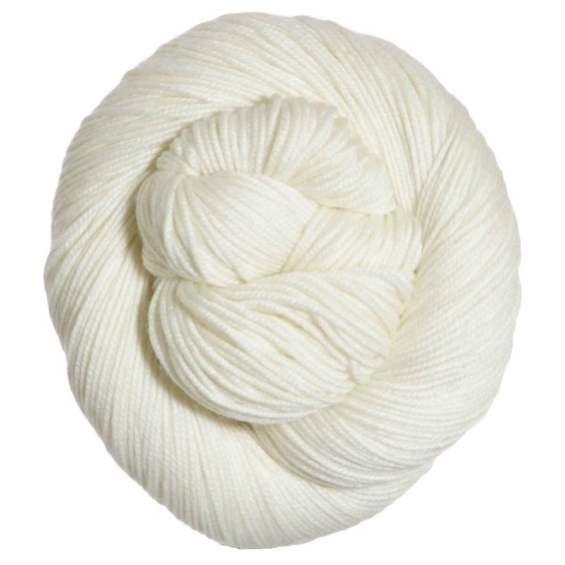 HiKoo Sueno Yarn – 1111 – Cream