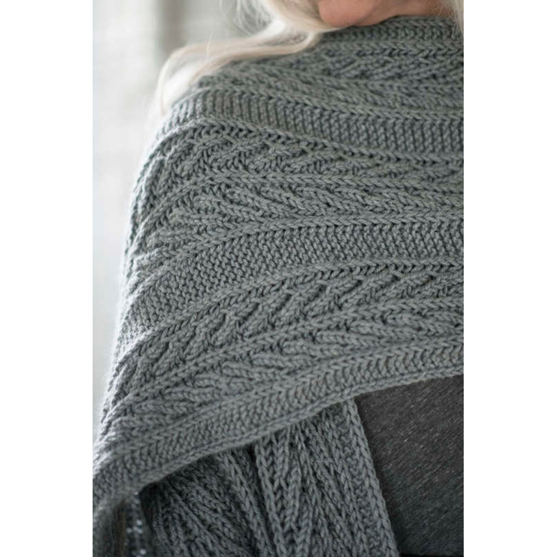 Berroco Portfolio Vol. 6 Patterns – Breachway Scarf – PDF Download