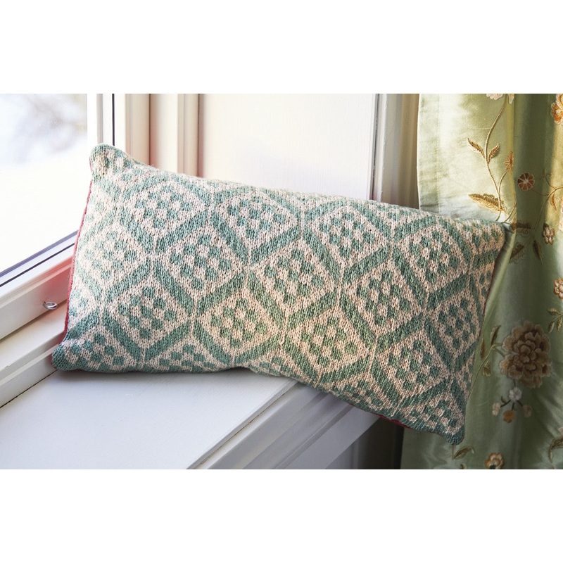 Rowan Arne & Carlos for Rowan Patterns – Vesla Cushion – PDF Download
