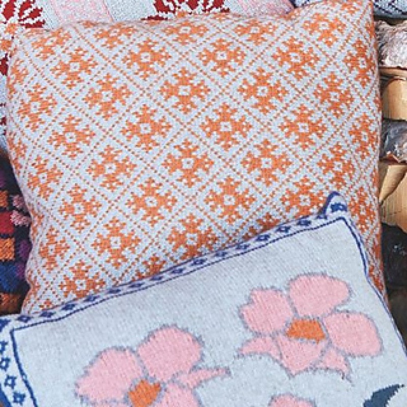 Rowan Arne & Carlos for Rowan Patterns – Vildis Cushion – PDF Download