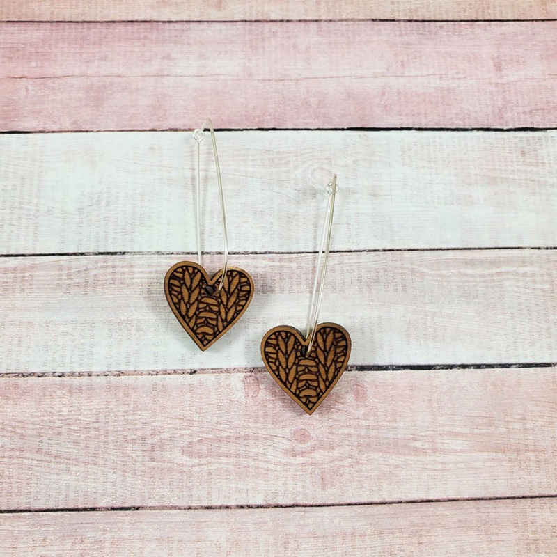 Katrinkles Knit Jewelry – Heart Earrings