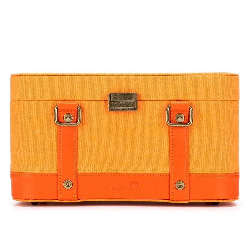 della Q Maker’s Train Case – Orange