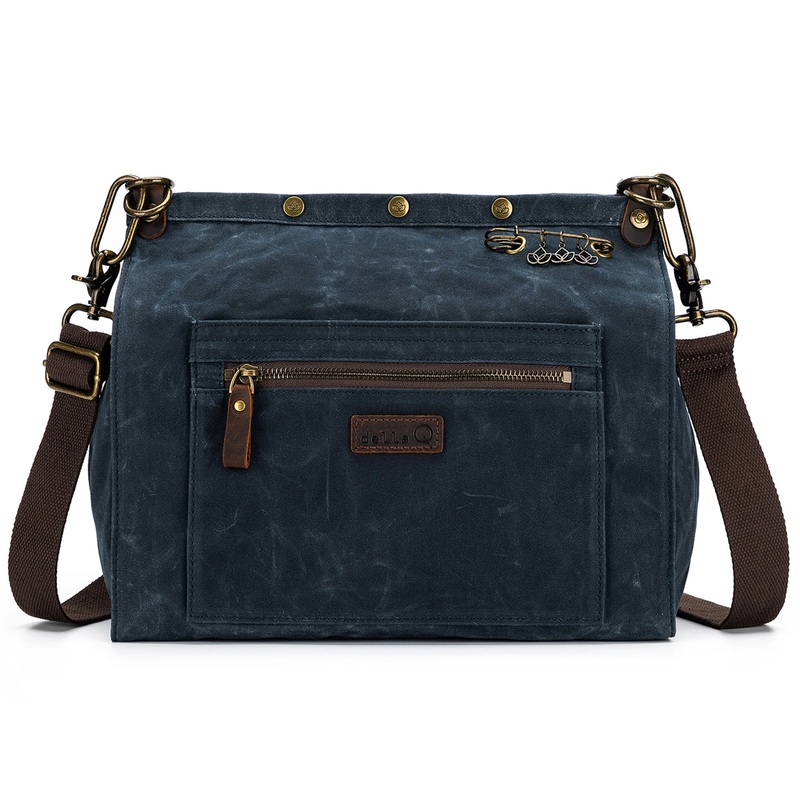 della Q Maker’s Canvas Rucksack – Blue