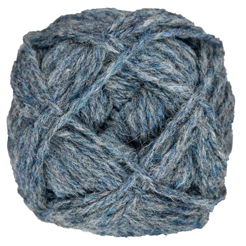 Jamieson’s of Shetland Double Knitting Yarn – 322 Lomond