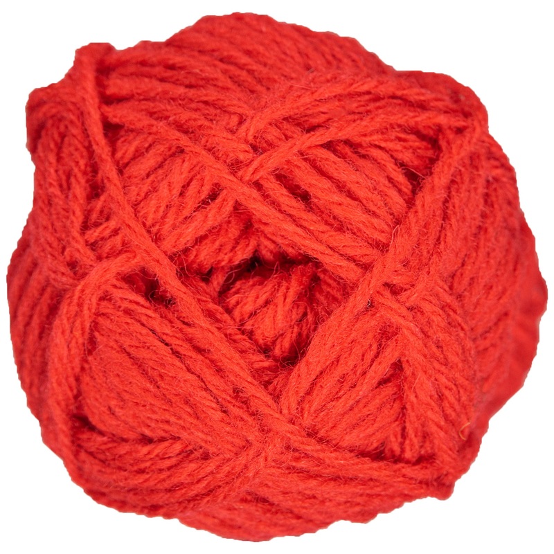 Jamieson’s of Shetland Double Knitting Yarn – 500 Scarlet