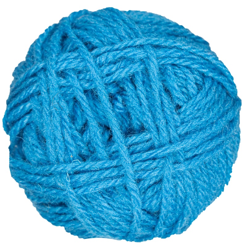 Jamieson’s of Shetland Double Knitting Yarn – 680 Lunar