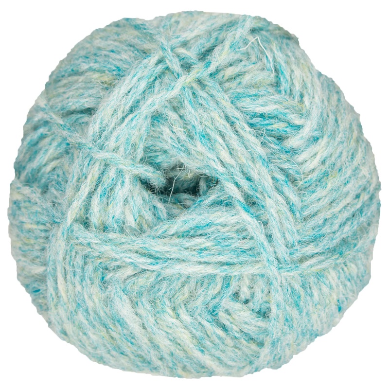 Jamieson’s of Shetland Double Knitting Yarn – 135 Surf