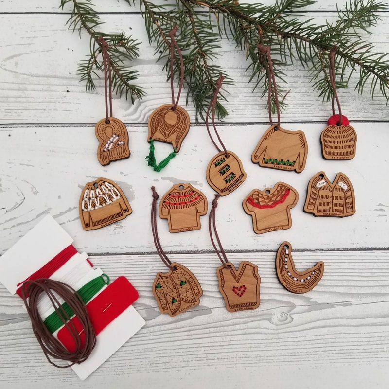 Katrinkles – 12 Days of Stitchable Ornaments Set