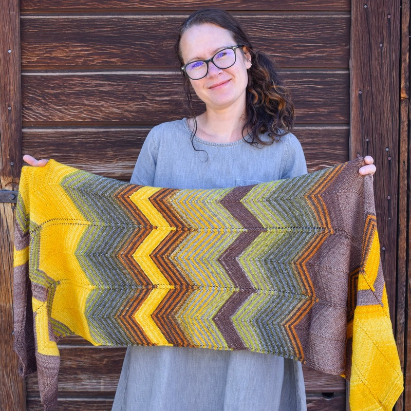 Urth Yarns Bommer Canyon Wrap|Default Title