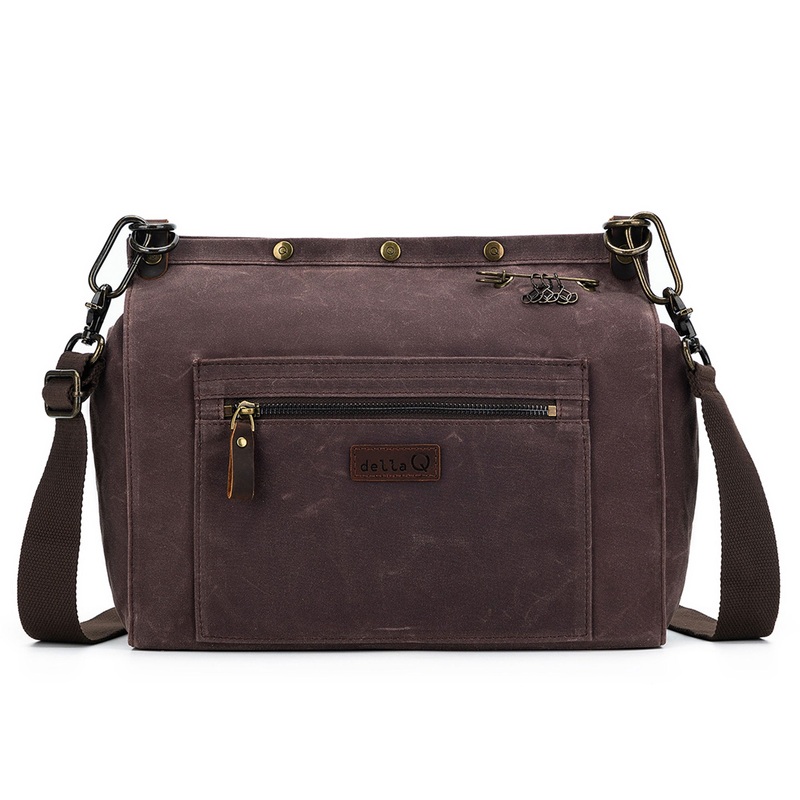 della Q Maker’s Canvas Rucksack – Cocoa
