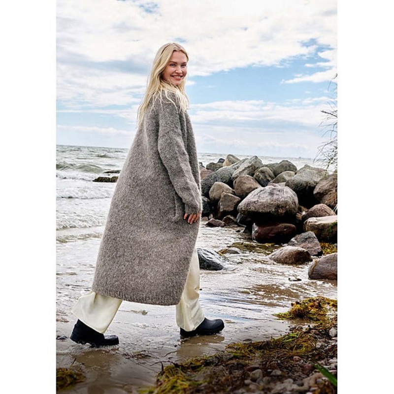 Lana Grossa Nordic Knits 3 Patterns – 11 Long Coat – PDF Download