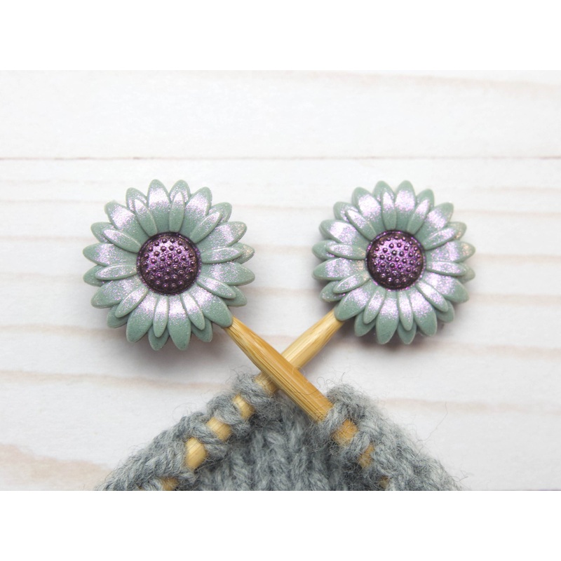Fox & Pine Stitches Stitch Stoppers/ Point Protector – Green Grey Shimmer Daisy