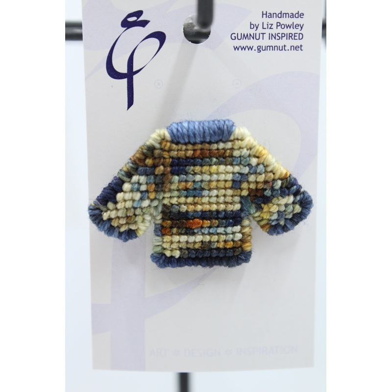 Brooch – Classic – Locally Handmade Needlepoint Accesories