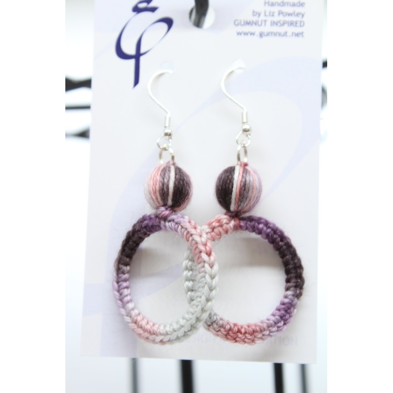 Crochet Hoop – Feathering – Earring (J2295)