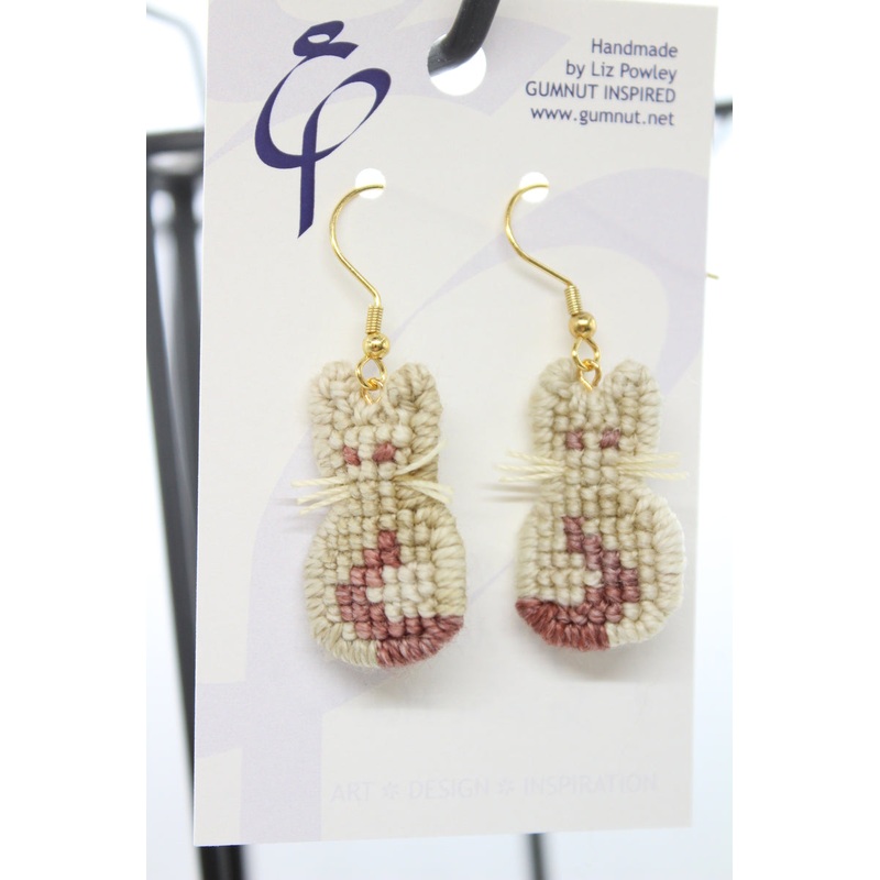 Crochet Cats – Salmon Hunter – Earring (J2346)