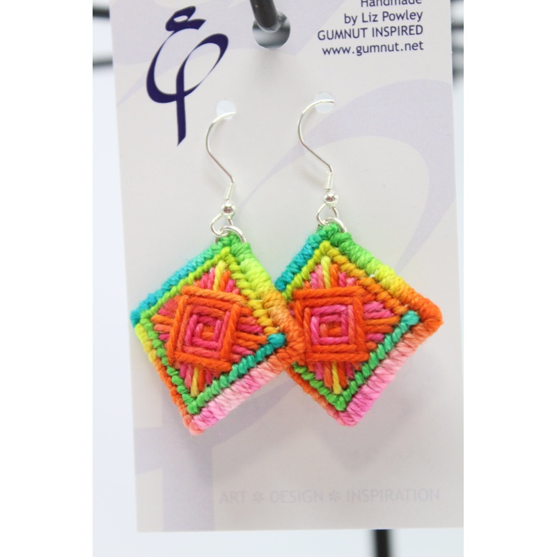 Earrings – Needlepoint Socks – Sguar (J2306)