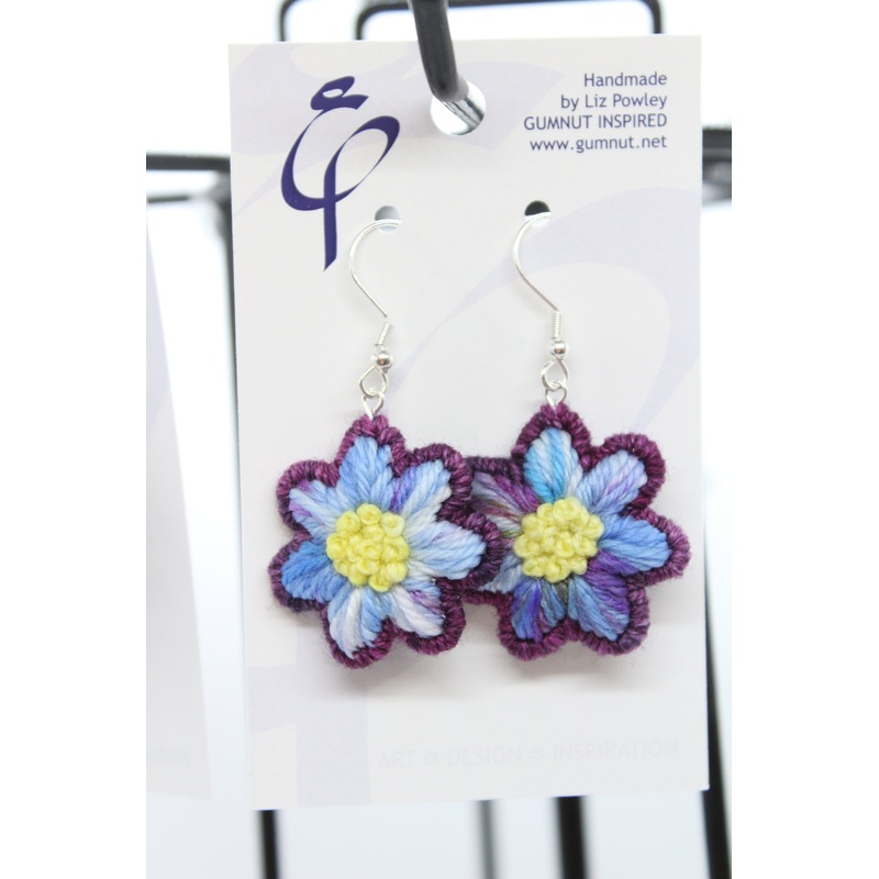 Needlepoint Flowers Earrings – Kathy’s Fibres ‘Aura’ (J2354)