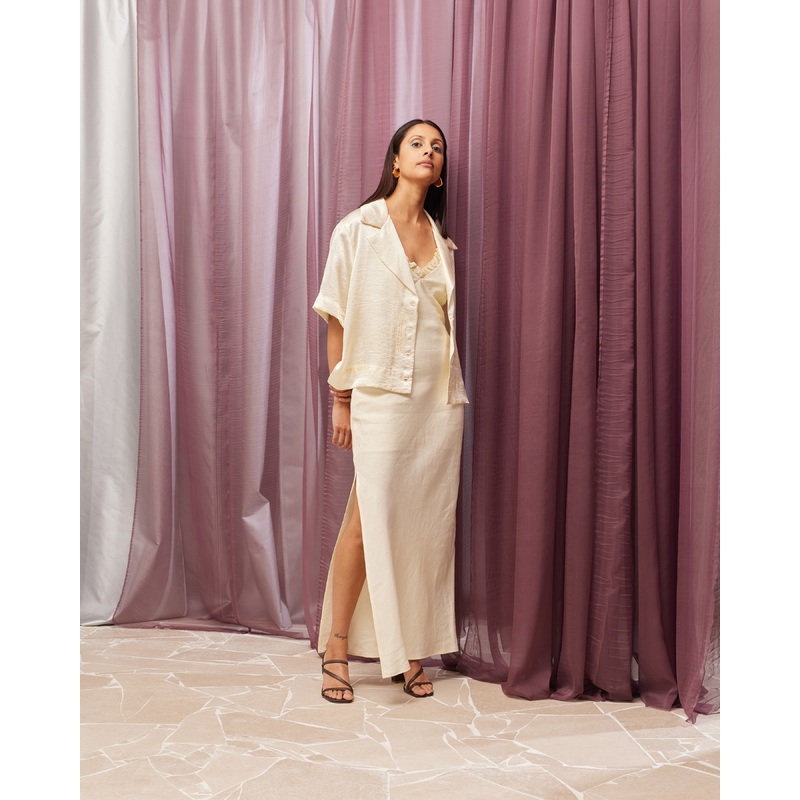 DELILAH SLIP BUTTER LOOKBOOK 1