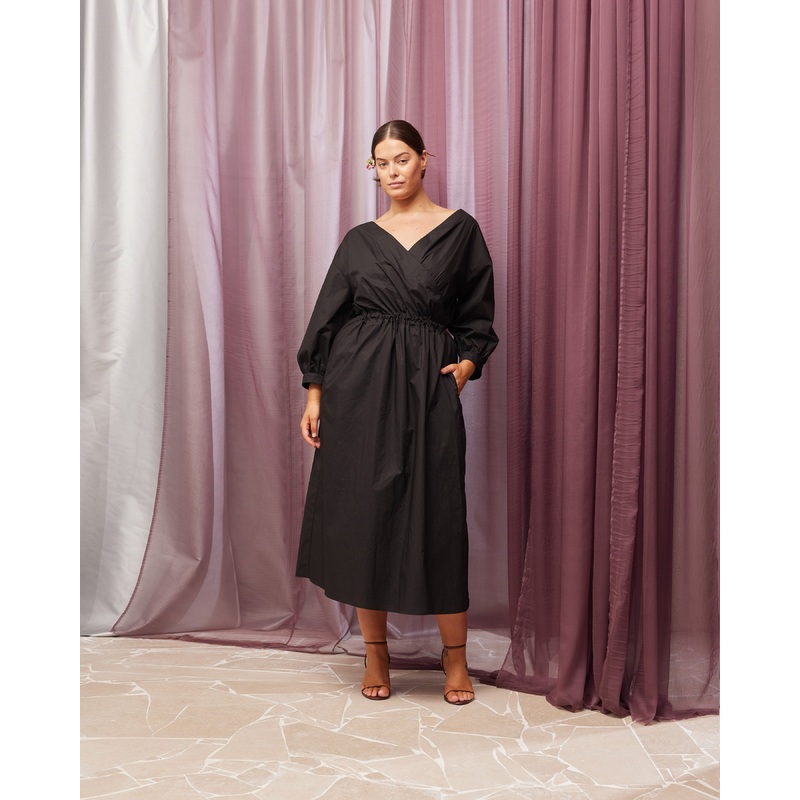 DELILAH WRAP DRESS BLACK LOOKBOOK 2