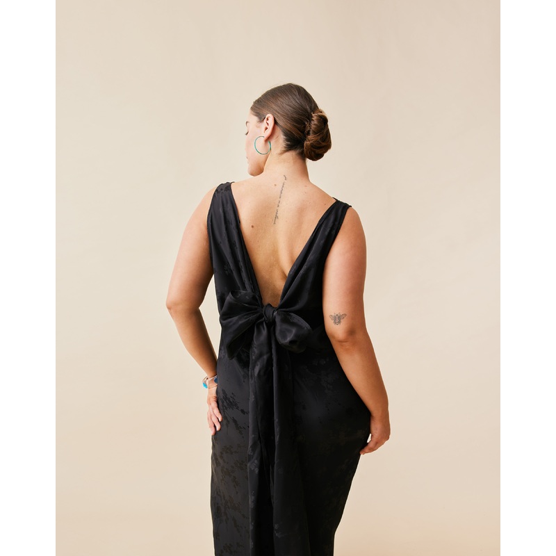 LIZ GOWN JACQUARD BLACK LOOKBOOK 2