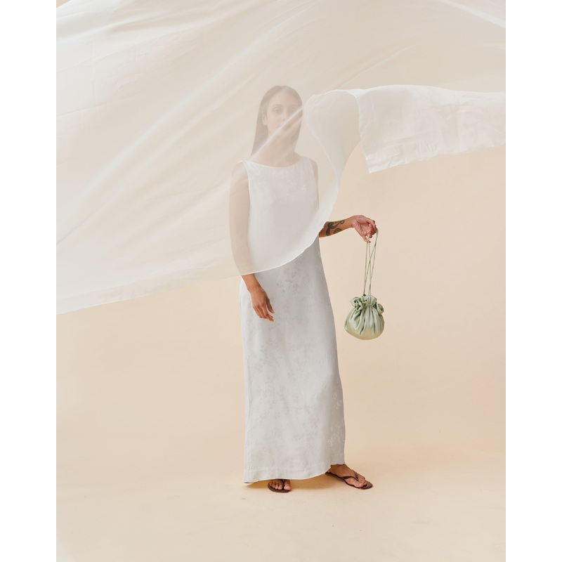 LIZ GOWN JACQUARD WHITE LOOKBOOK 1