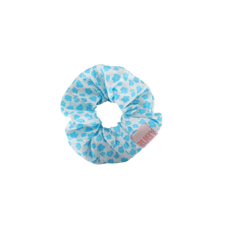 SABRINA SCRUNCHIE DITSY FLORAL