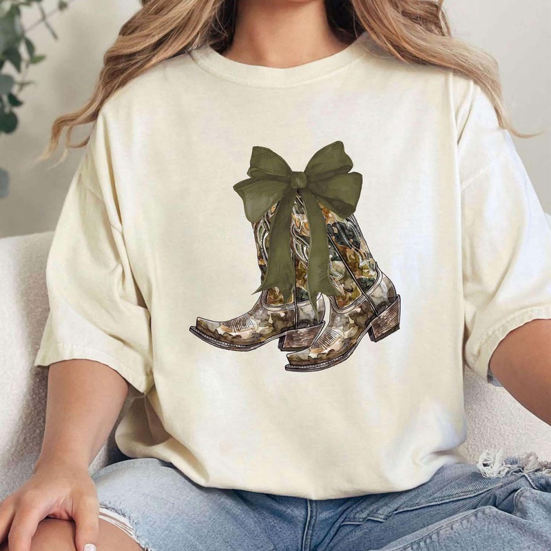 Camo Bow Boots Short Sleeve T-Shirt
