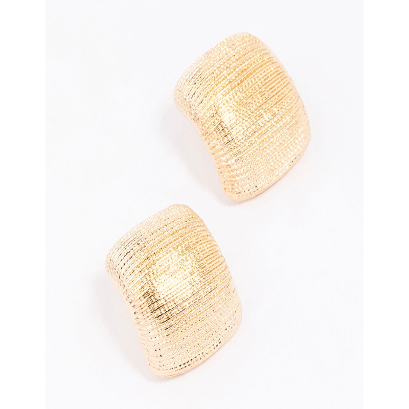 Gold Curved Textured Stud Earrings
