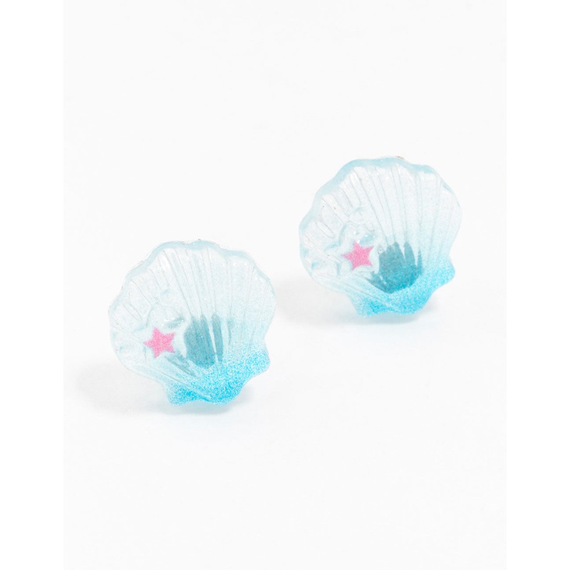Plastic Star Clam Shell Stud Earrings
