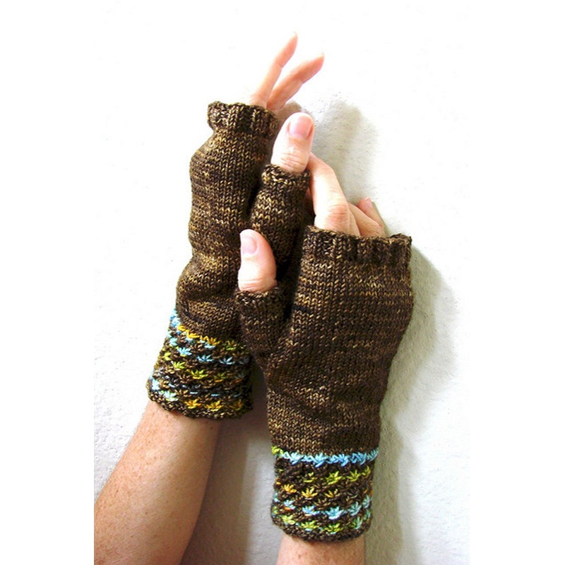 Madelinetosh Tosh Patterns – Daisy Mitts – PDF Download