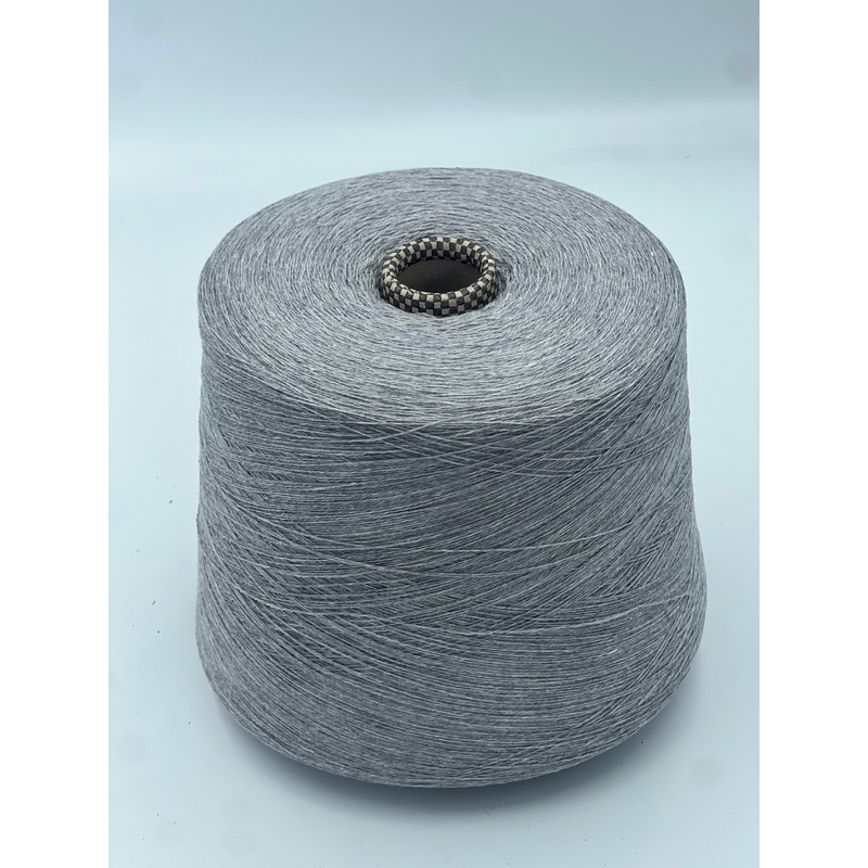 70% merino, 20% zds, 10% kamirs by Carriage, Nm. 2/30, 1500/100 gr, svars 954 gr, krsa: pelka