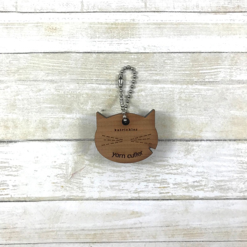Katrinkles Cat Collection Cedar Cat Yarn Cutter