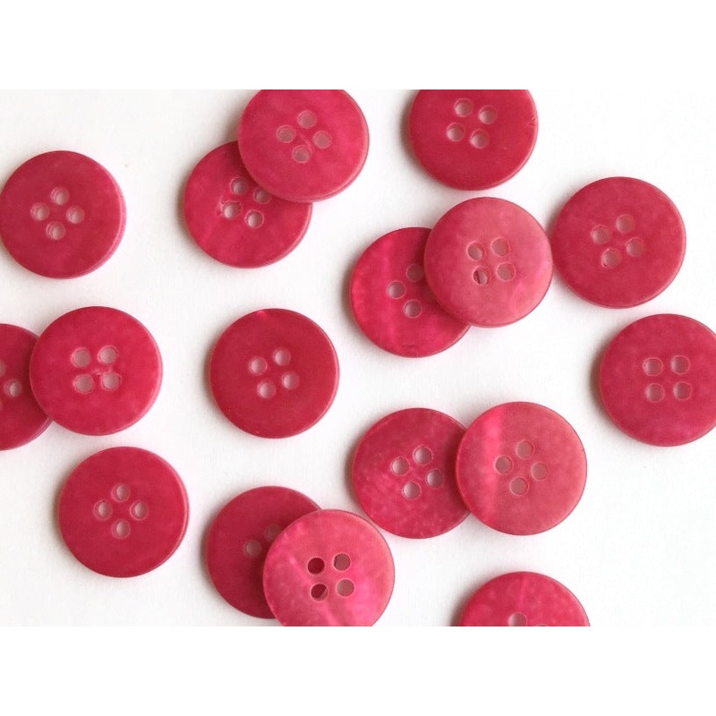 Fuchsia Pink Matt River Shell 15mm