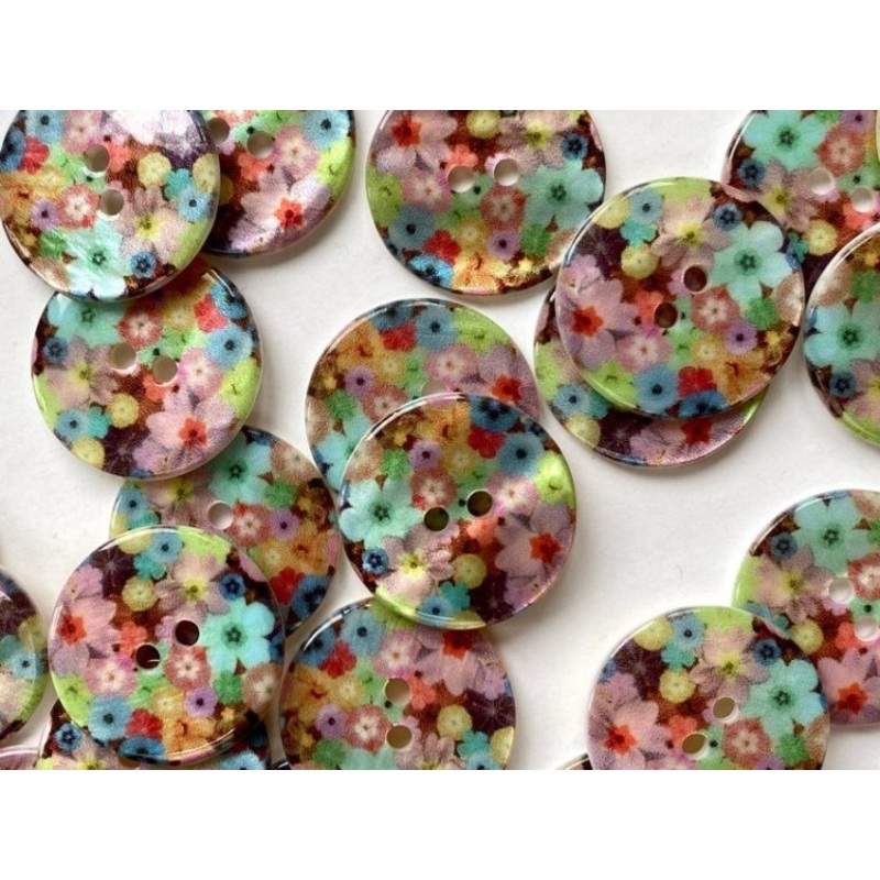 Multi-Coloured Floral Shell 22mm